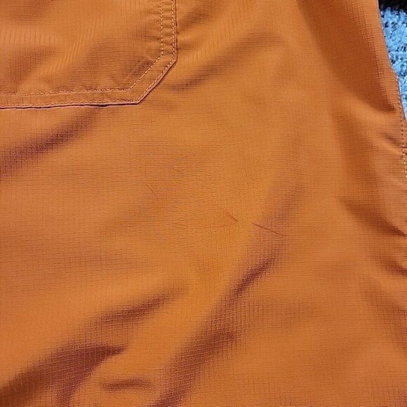 Duluth Trading Shirt Mens XL Orange Button Up Hiking Fish Vented Short Sl Marks* - Picture 2 of 6